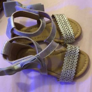 Never worn sandals. Size 7